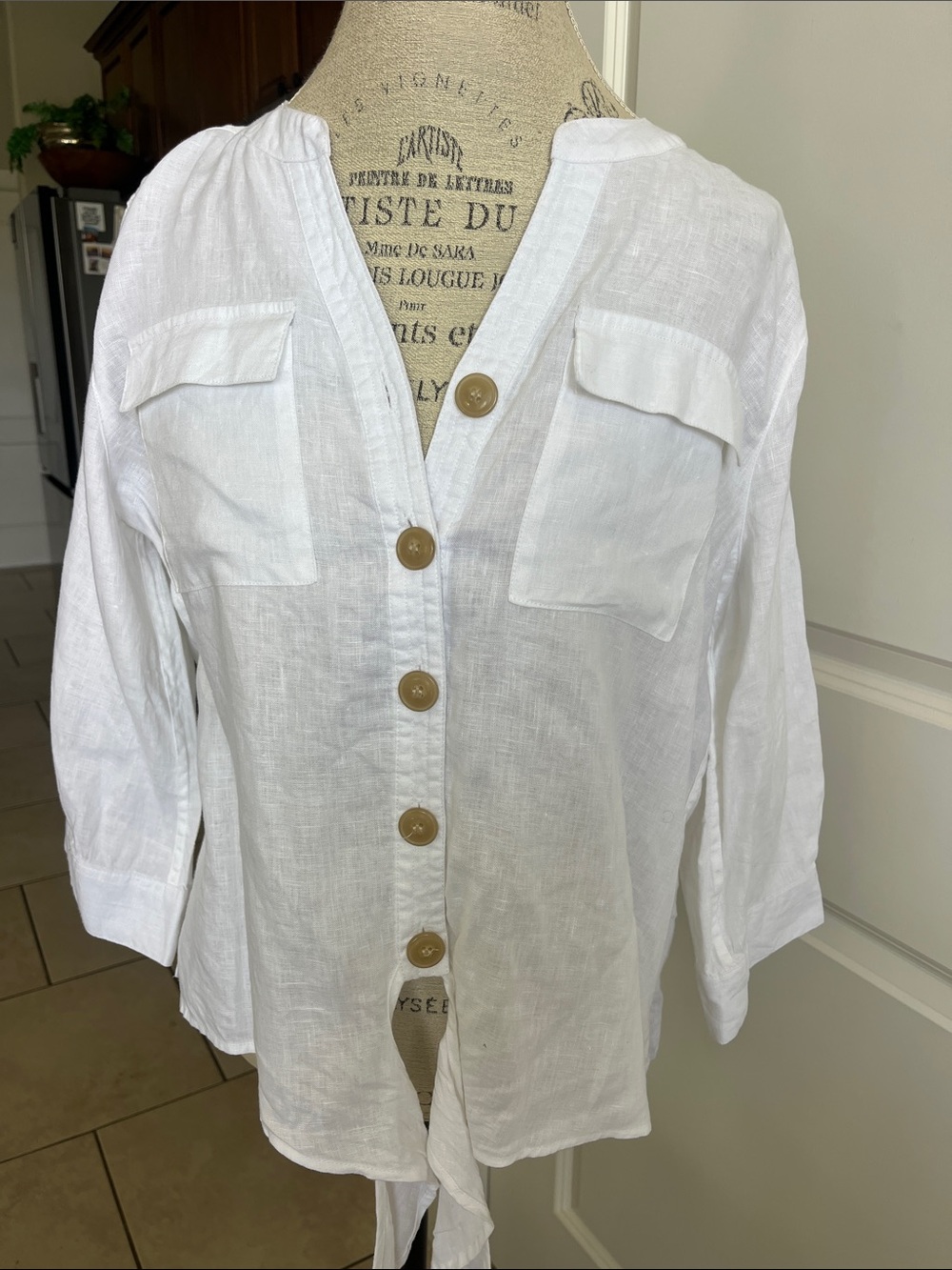 EUC John Mark 100% linen white button down tie front top size medium